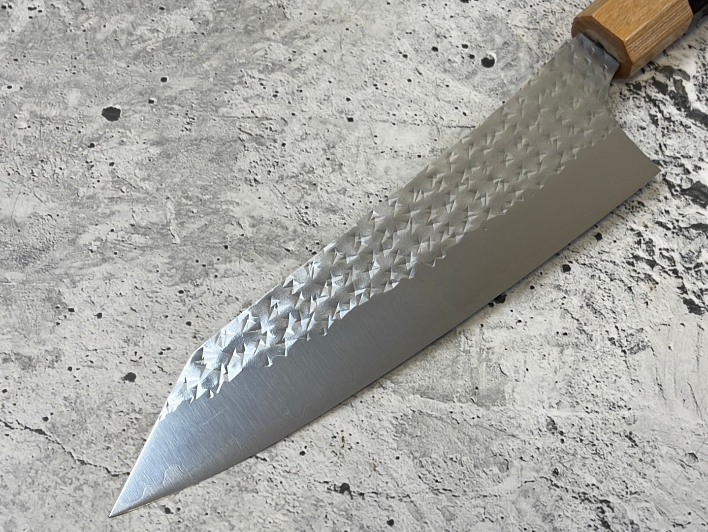 Yu Kurosaki R2(SG2) Hammered SENKO-EI WA RS8H Japanese Chef's Bunka 165mm with Brown-Ring Octagonal Handle