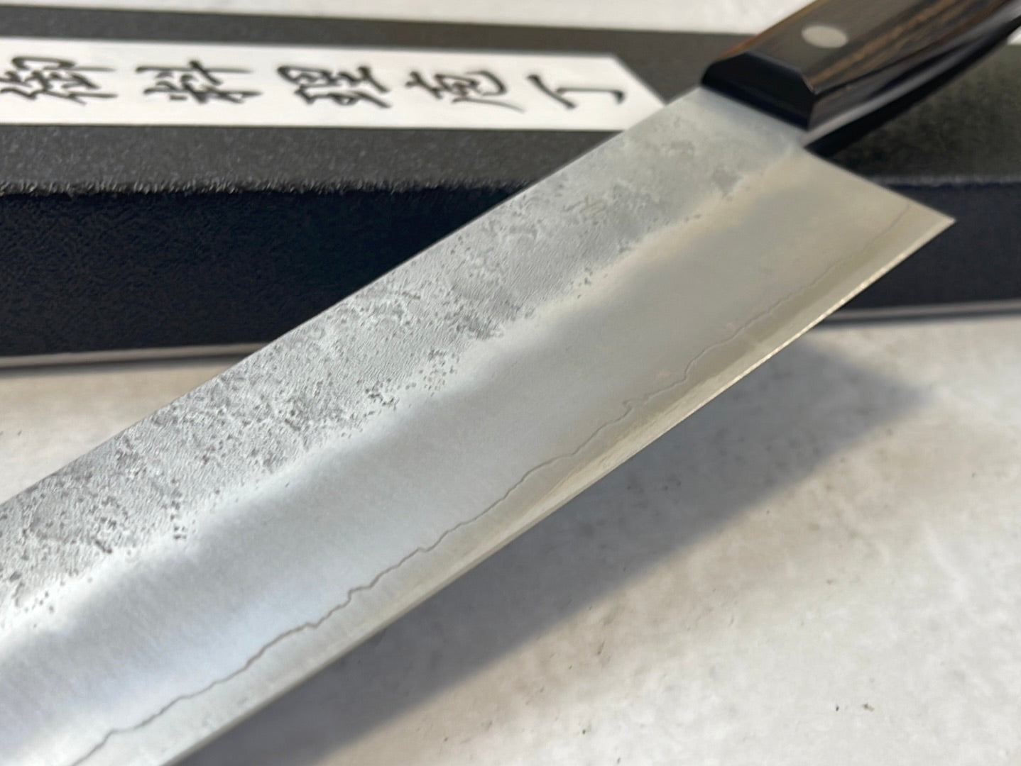Tsunehisa G3 Nashiji Brown Santoku 180mm - Made in Japan 🇯🇵