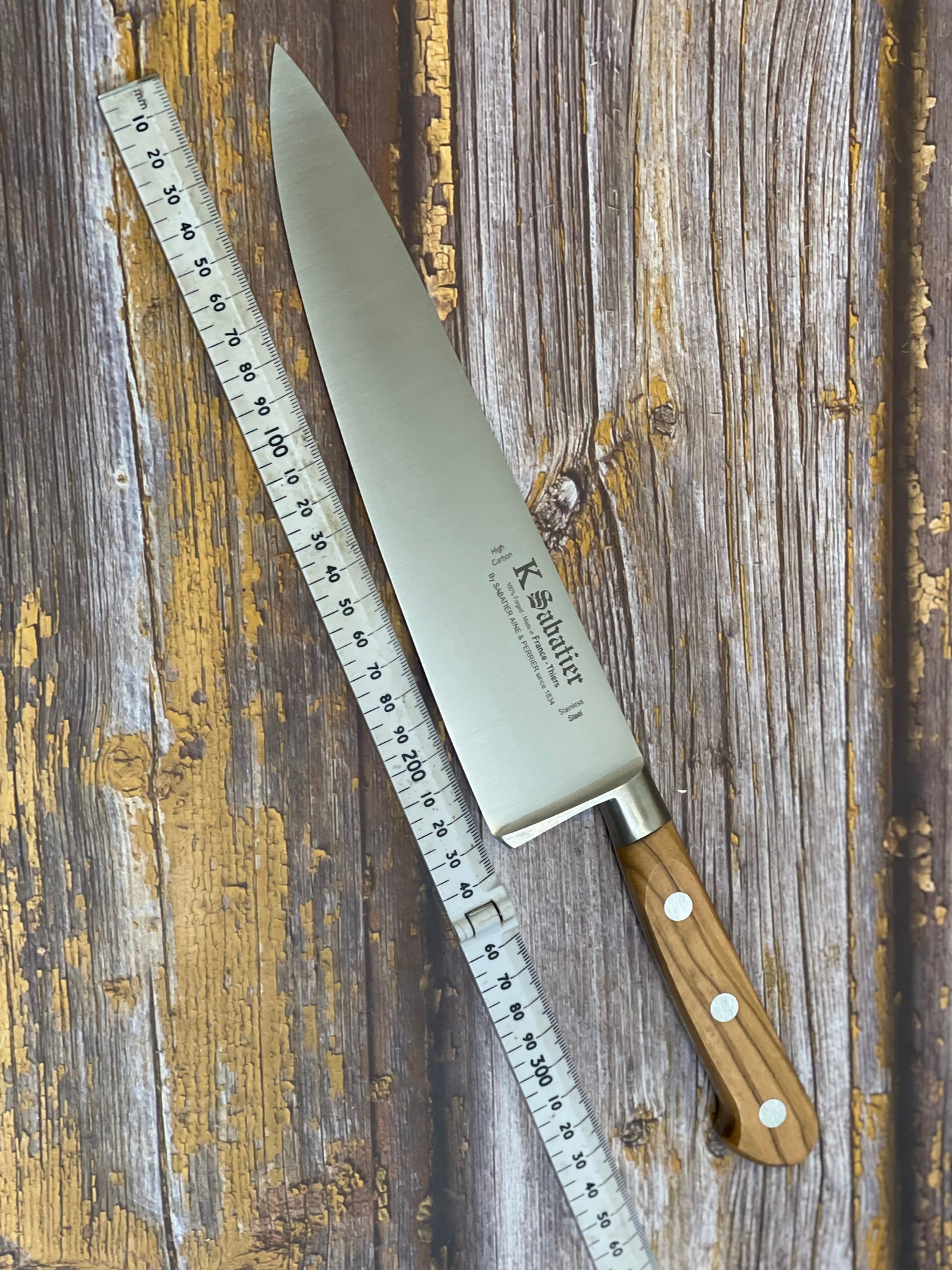 K Sabatier Chef Knife 230mm - HIGH CARBON STEEL - OLIVE WOOD HANDLE