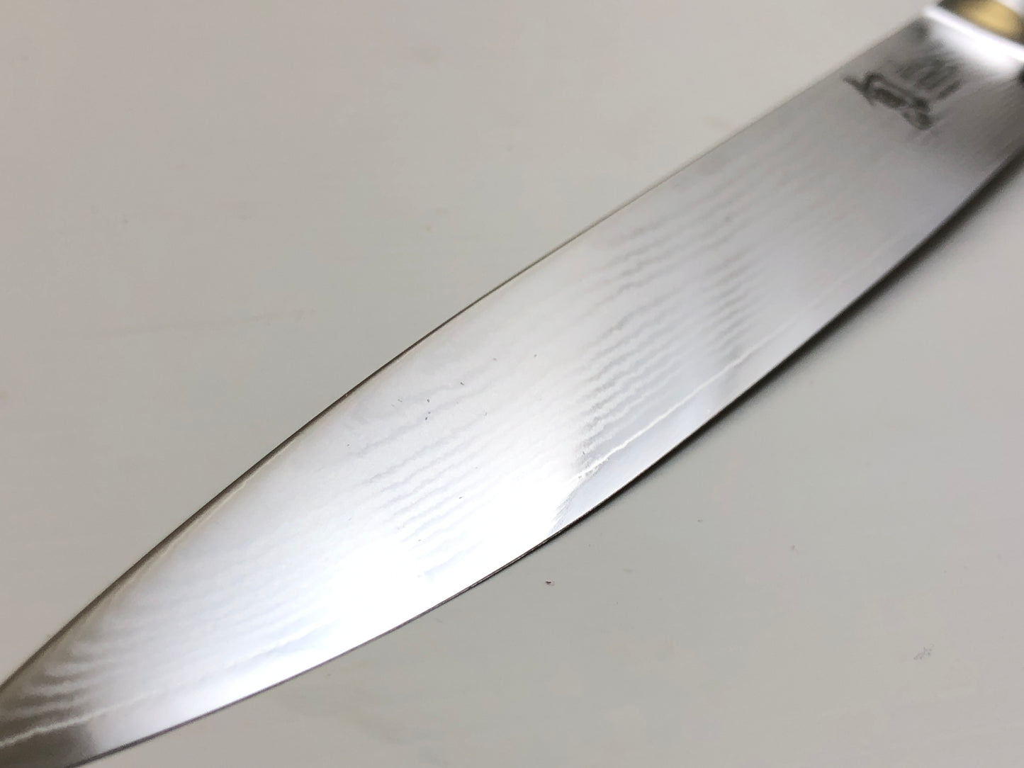 Second Hand Shun Classic Slicing Knife 23cm