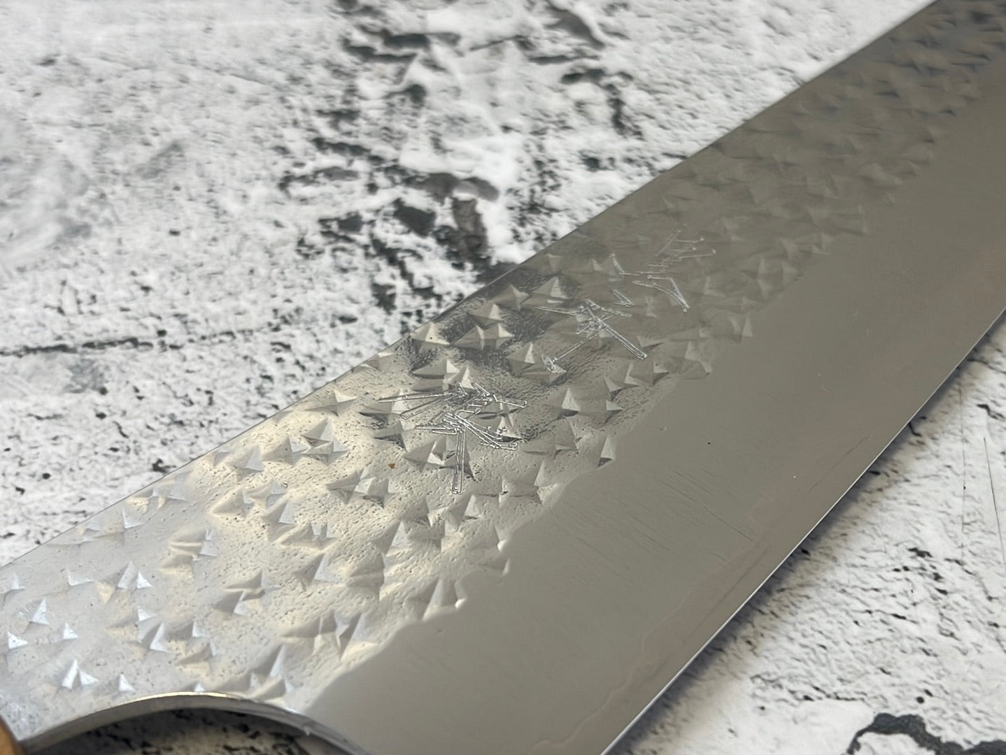Yu Kurosaki R2(SG2) Hammered SENKO-EI WA RS8H Japanese Chef's Bunka 165mm with Brown-Ring Octagonal Handle
