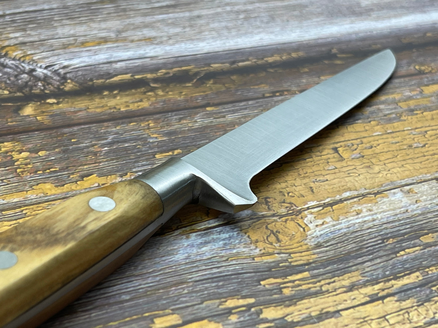 K Sabatier Boning Knife 130mm - CARBON STEEL - OLIVE WOOD HANDLE
