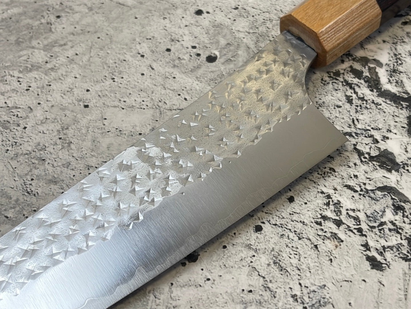 Yu Kurosaki R2(SG2) Hammered SENKO-EI WA RS8H Japanese Chef's Bunka 165mm with Brown-Ring Octagonal Handle