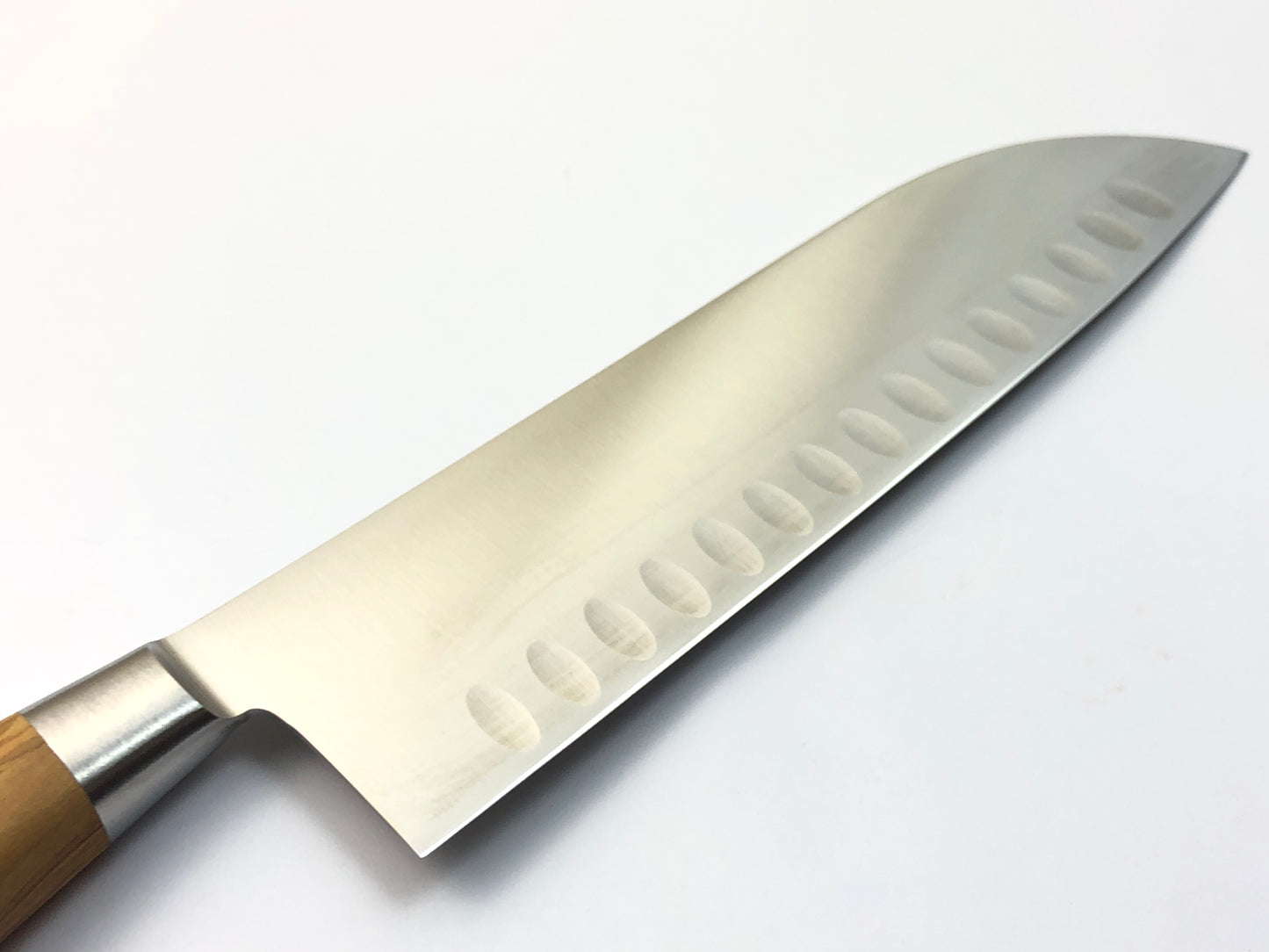 MESSERMEISTER Oliva Elité Kullenschliff Santoku 178mm | Olive Wood Handle