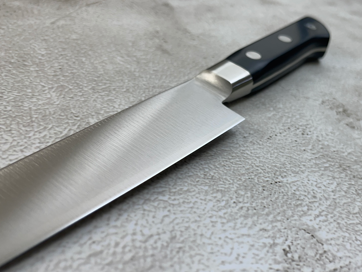 Tojiro DP3 3-Layers Sashimi Knife 240mm
