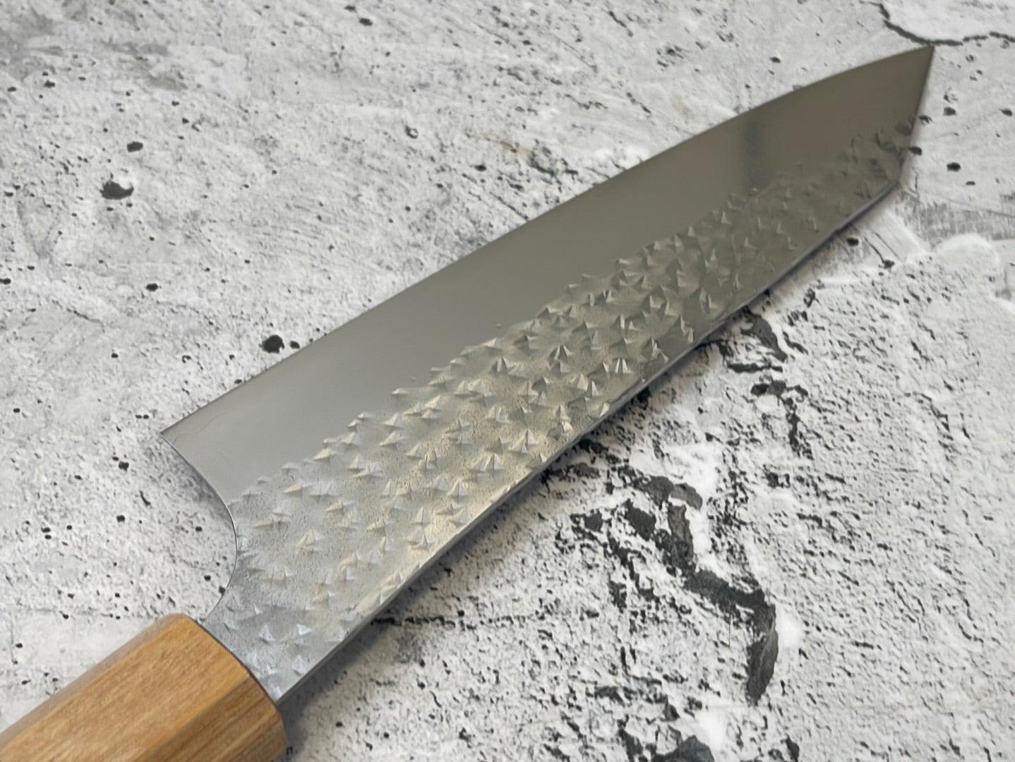 Yu Kurosaki R2(SG2) Hammered SENKO-EI WA RS8H Japanese Chef's Bunka 165mm with Brown-Ring Octagonal Handle
