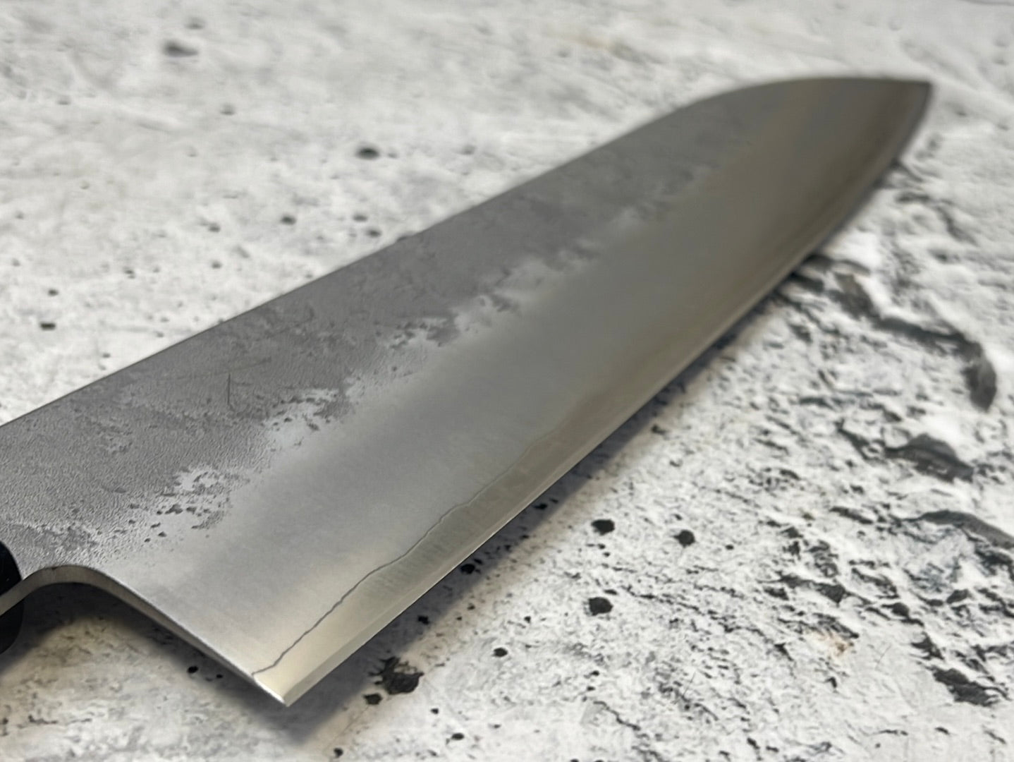 Tsunehisa G3 Nashiji Red Santoku 180mm - Made in Japan 🇯🇵