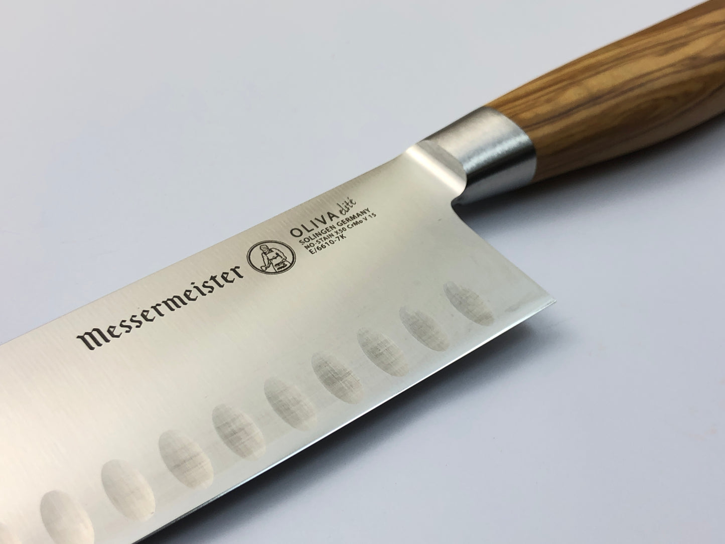 MESSERMEISTER Oliva Elité Kullenschliff Santoku 178mm | Olive Wood Handle