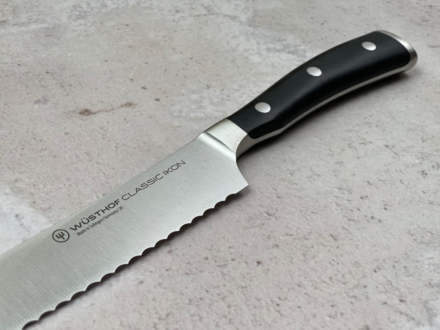 Wusthof Classic Ikon Bread knife 20 cm