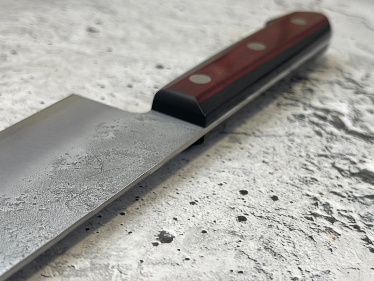 Tsunehisa G3 Nashiji Red Santoku 180mm - Made in Japan 🇯🇵