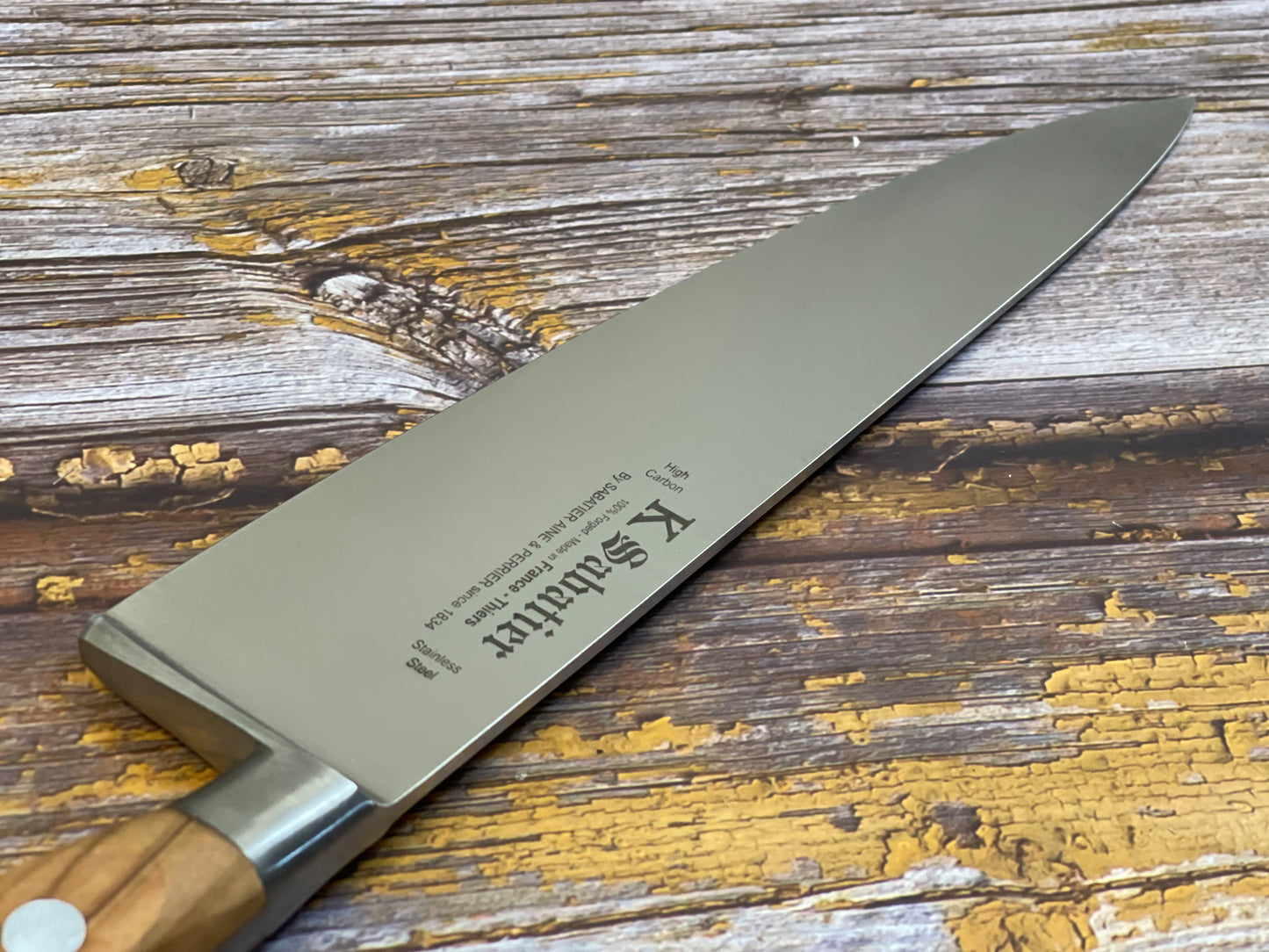 K Sabatier Chef Knife 230mm - HIGH CARBON STEEL - OLIVE WOOD HANDLE
