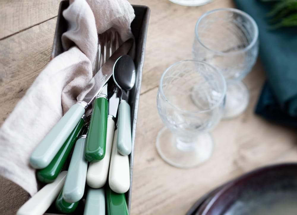 CUSTOM ORDER | Sabre Paris, POP! 16pc cutlery set