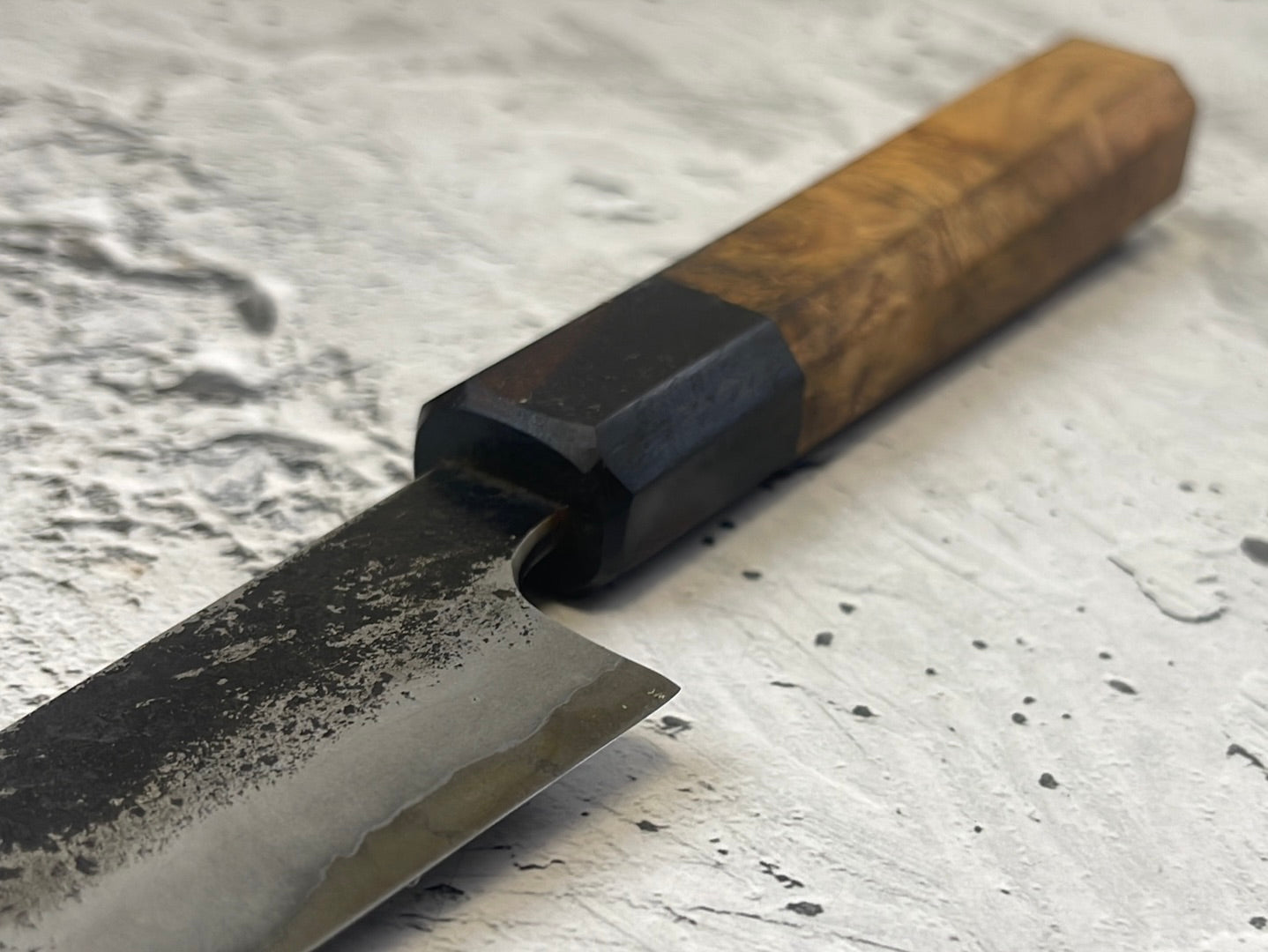 SanMai Petty 150mm Kurouchi Etched, Amboyna Burl & Rosewood Handle