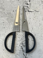 Load image into Gallery viewer, SHUN KAI Michel Bras Kitchen Scissors No 1 (Small)