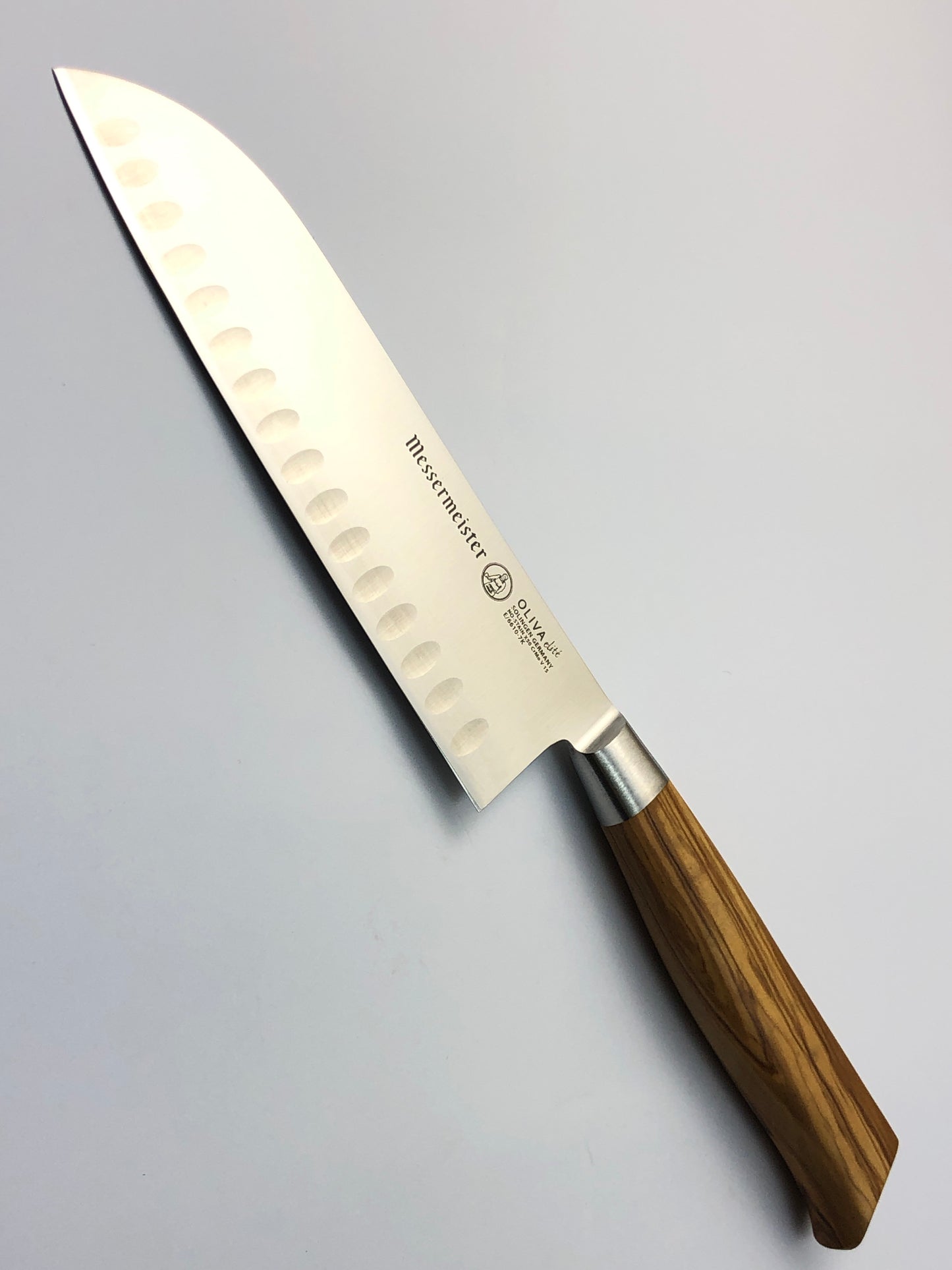 MESSERMEISTER Oliva Elité Kullenschliff Santoku 178mm | Olive Wood Handle