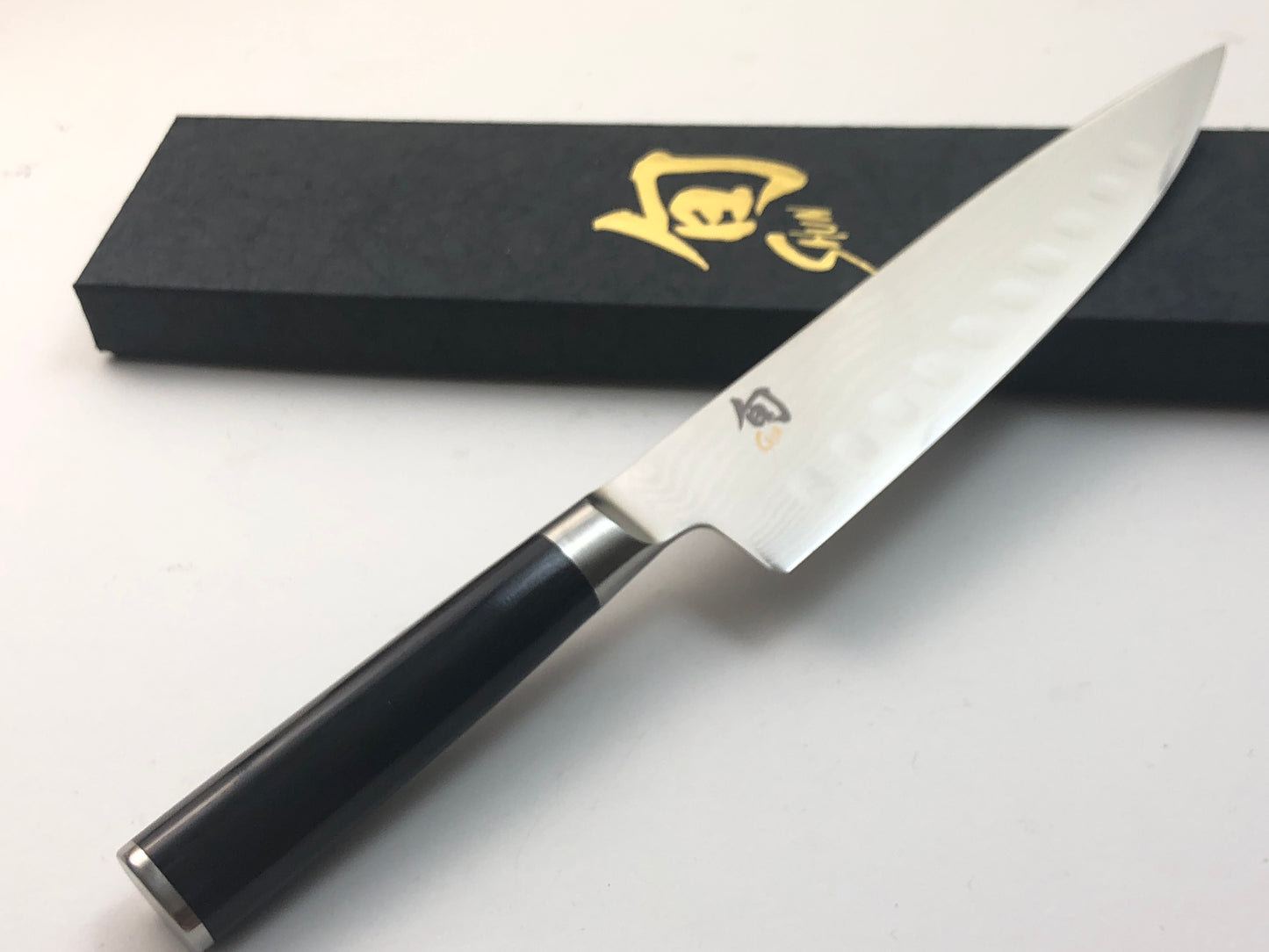 Shun Classic Scalloped Chefs Knife 20.3cm
