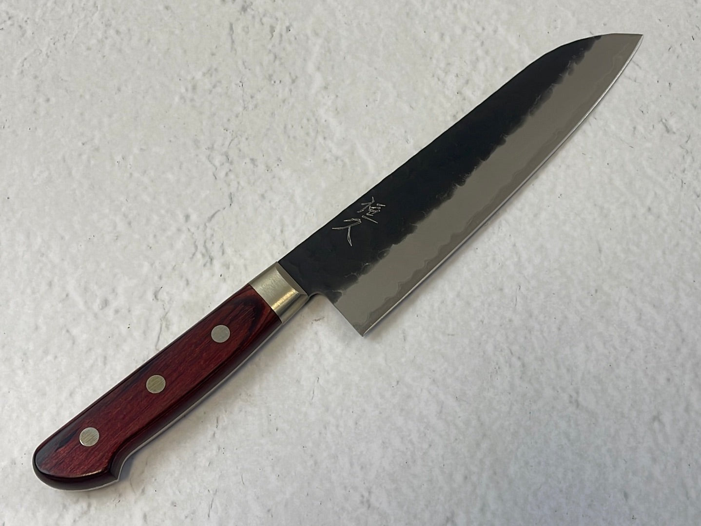 Tsunehisa Aogami Super Kuro Tsutime Santoku Knife 180mm - Made in Japan 🇯🇵 Red Pakka Wood Handle