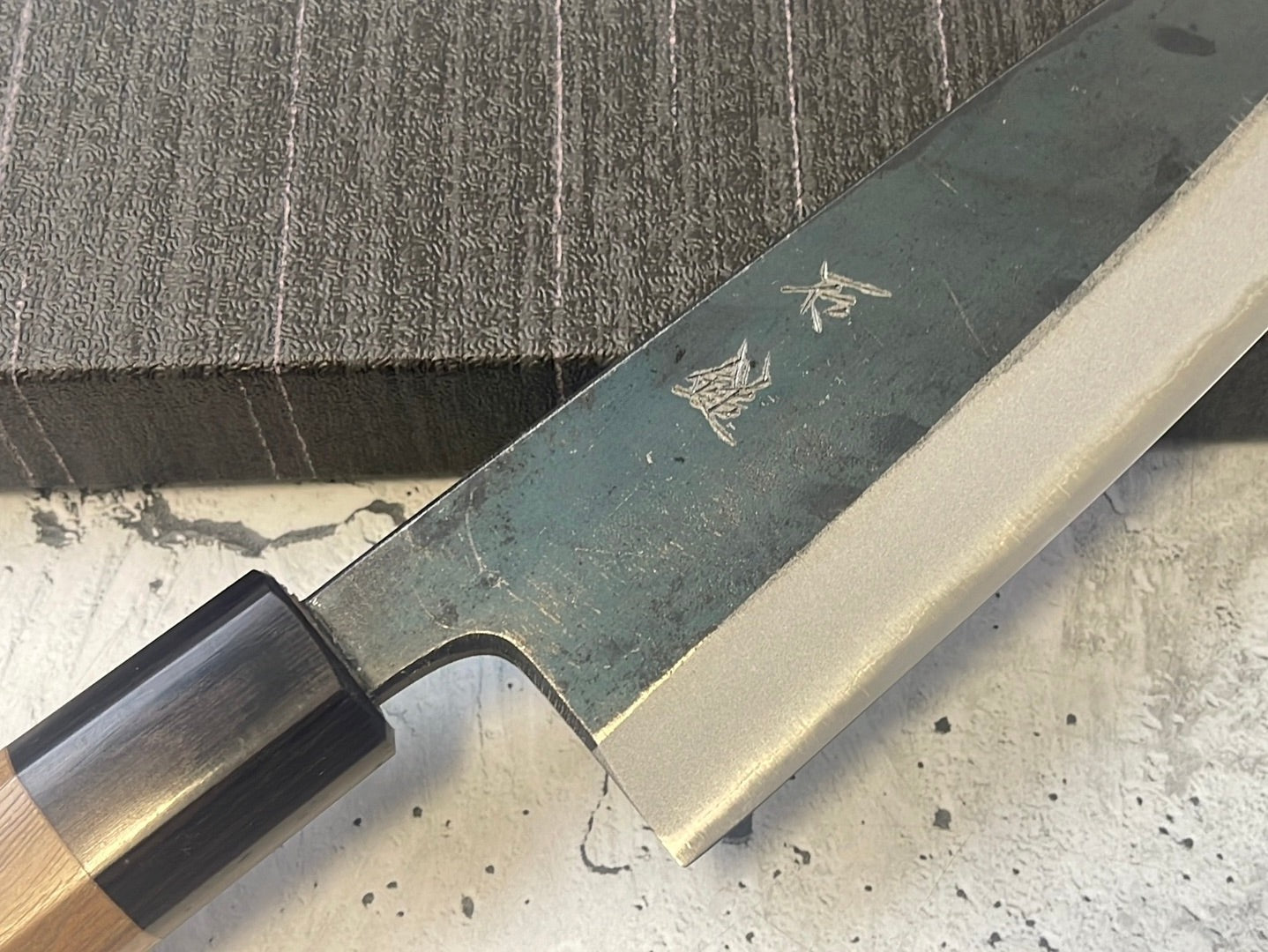 Yoshimune Santoku Kurouchi 180 mm (7.1 in) Aogami (Blue) #2 Double-Bevel