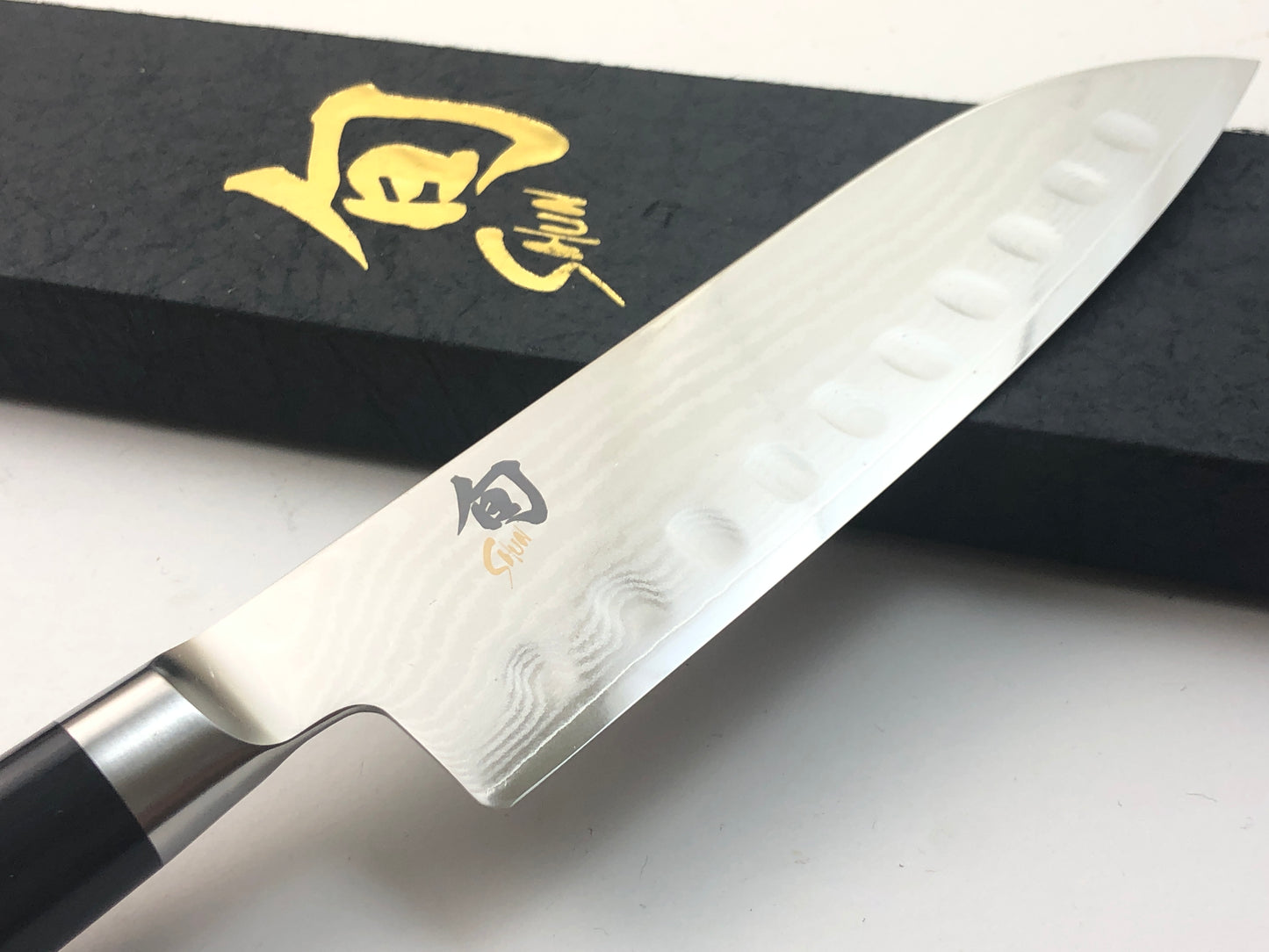 Shun Classic Scalloped Santoku Knife 17.8cm