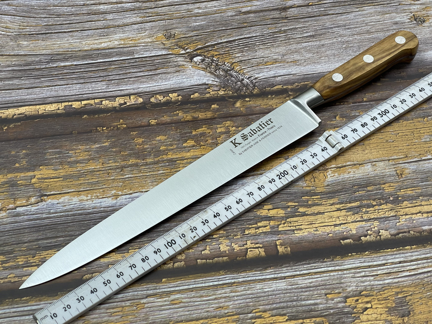 K Sabatier Slicing Knife 250mm - HIGH CARBON STEEL - OLIVE WOOD HANDLE