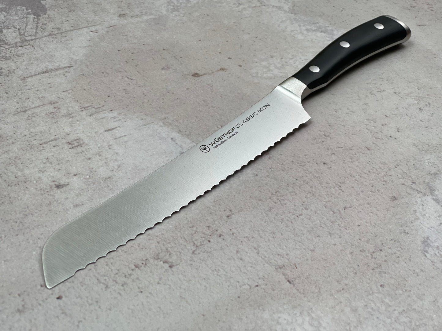 Wusthof Classic Ikon Bread knife 20 cm