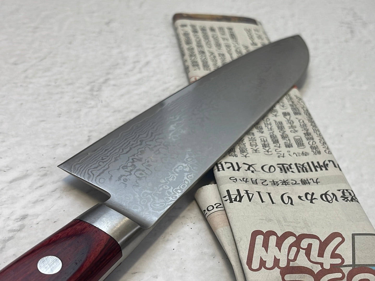 Tsunehisa VG10 33layers Damascus Steel Santoku 180mm Red Pakka Wood Handle - Made in Japan 🇯🇵