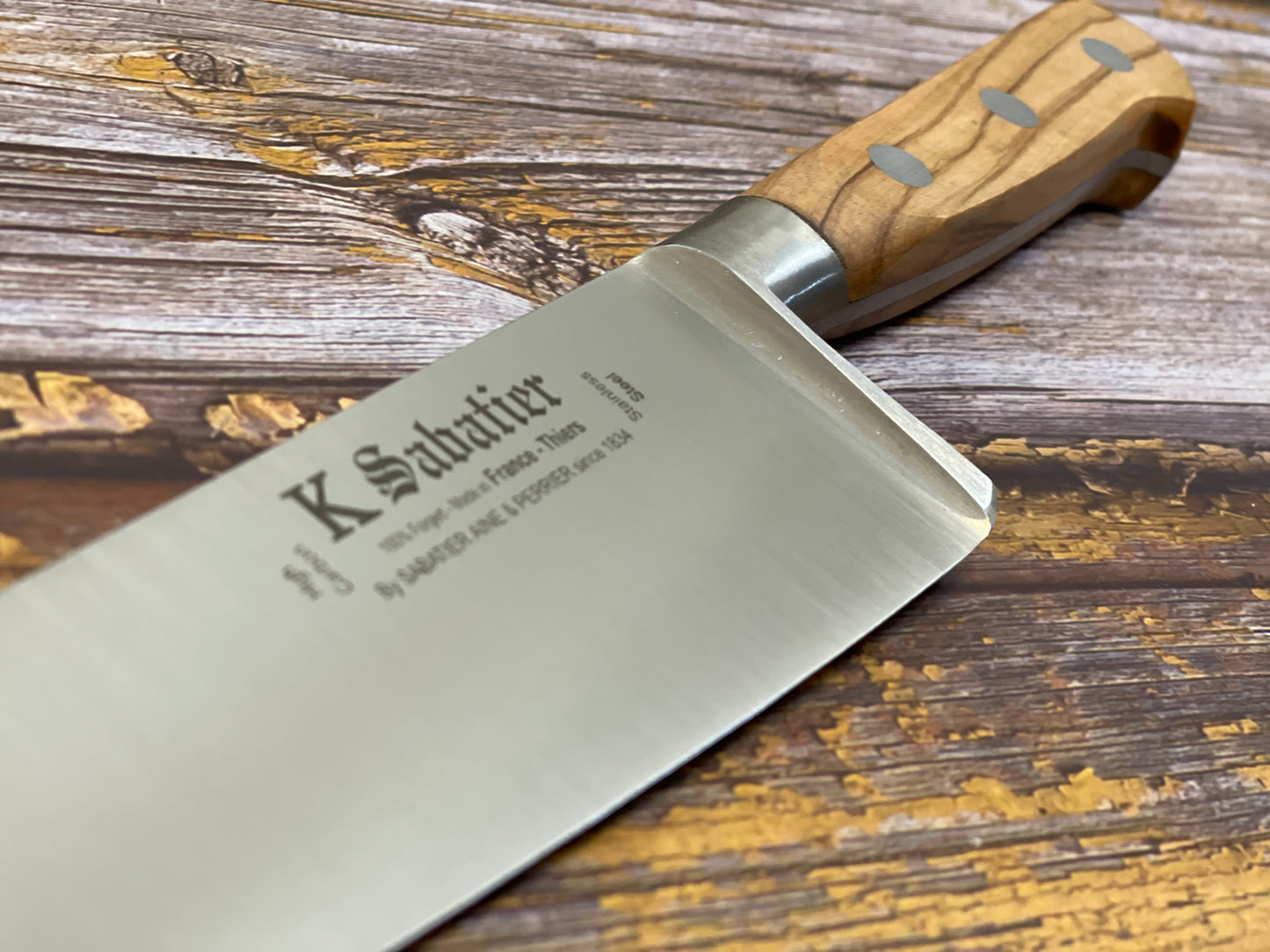 K Sabatier Chef Knife 230mm - HIGH CARBON STEEL - OLIVE WOOD HANDLE