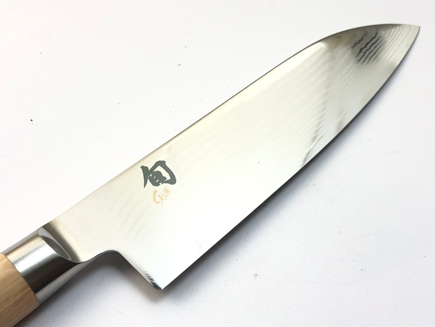 Shun Classic White Santoku Knife 18cm