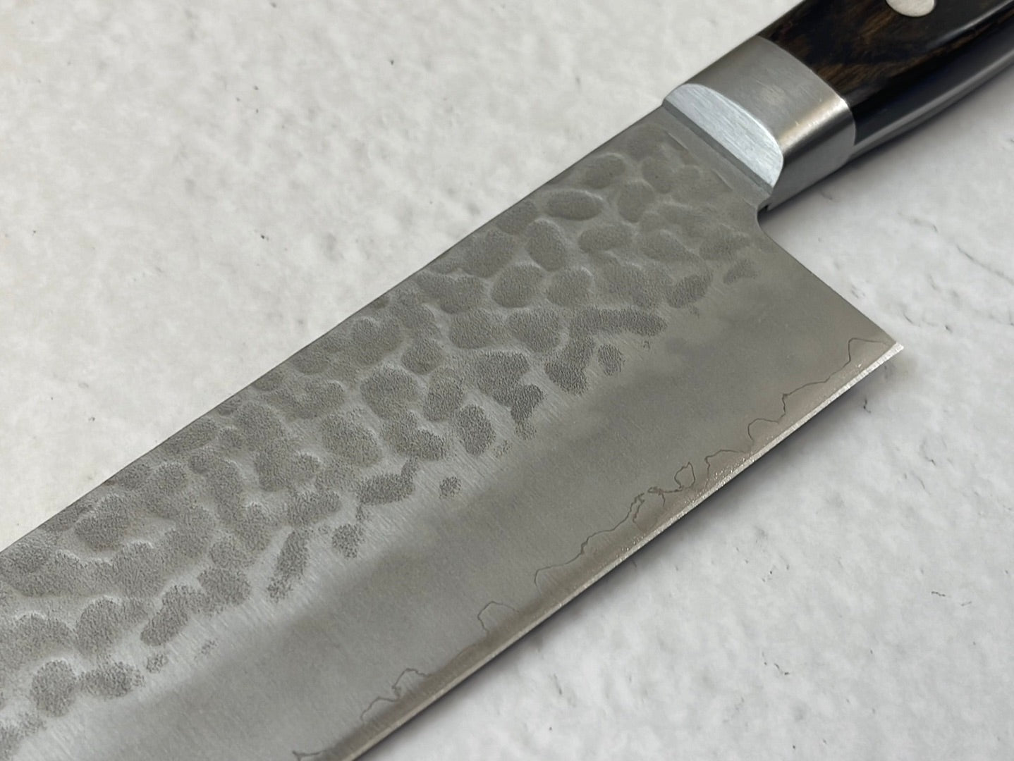 Tsunehisa AUS-8 Tsuchime Santoku Knife 180mm Brown Pakka Wood - Made in Japan 🇯🇵