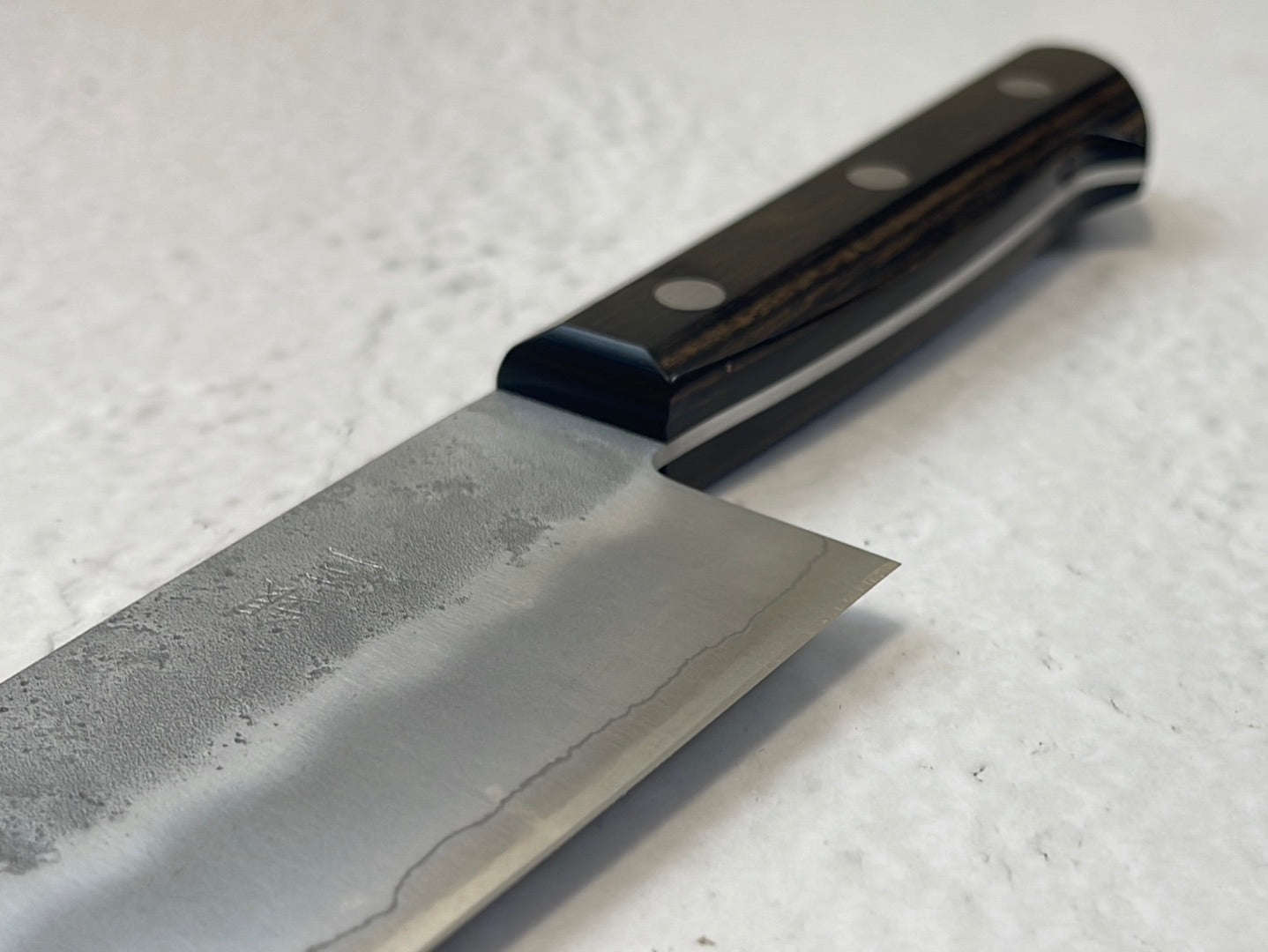 Tsunehisa G3 Nashiji Brown Santoku 180mm - Made in Japan 🇯🇵
