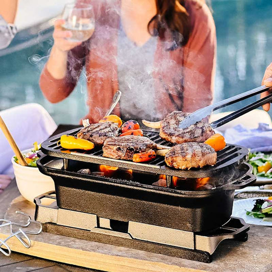 LODGE COOKWARE  Cast iron Sportsman’s Pro BBQ Grill